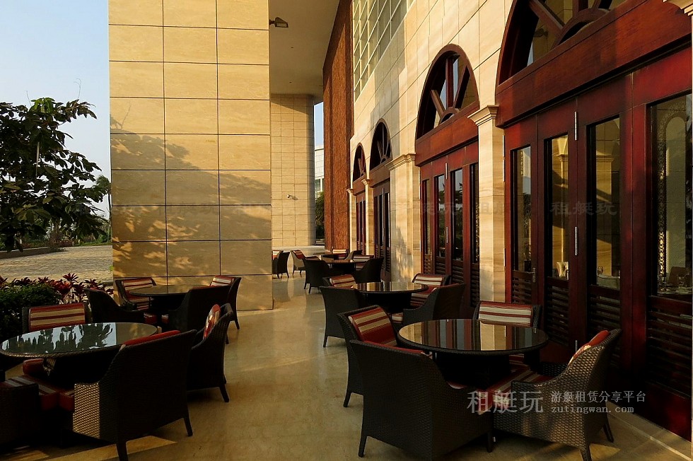 海南?？谛虏簫u國際游艇會